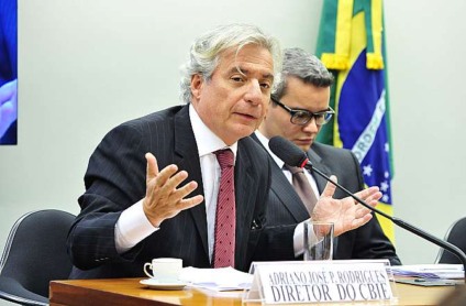 Empresas deixaram de investir em combustíveis fósseis e déficit eleva os preços, aponta Adriano Pires