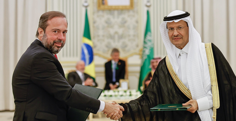 MME e Arábia Saudita assinam acordo sobre transição energética MME e Arábia Saudita assinam acordo sobre transição energética