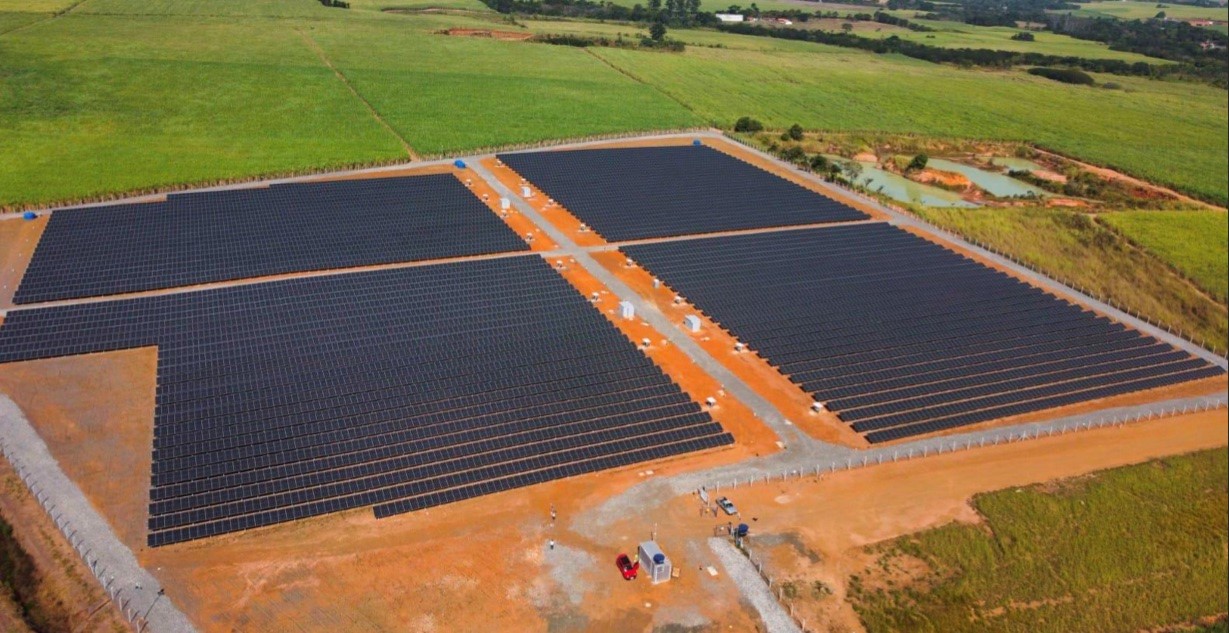 Âmbar inaugura primeira usina solar no interior de São Paulo