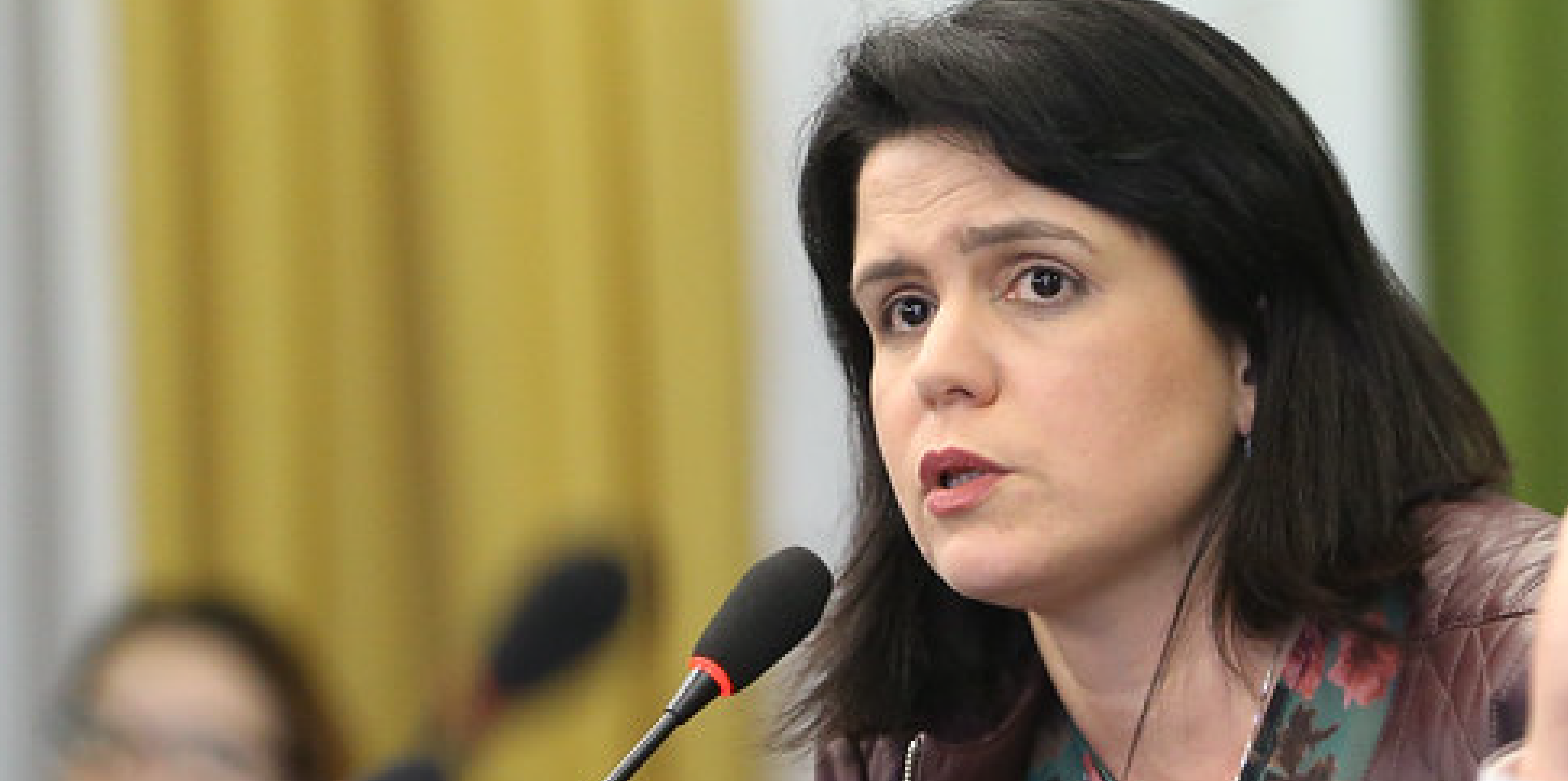 Angela Livino é a nomeada como presidente interina da EPE