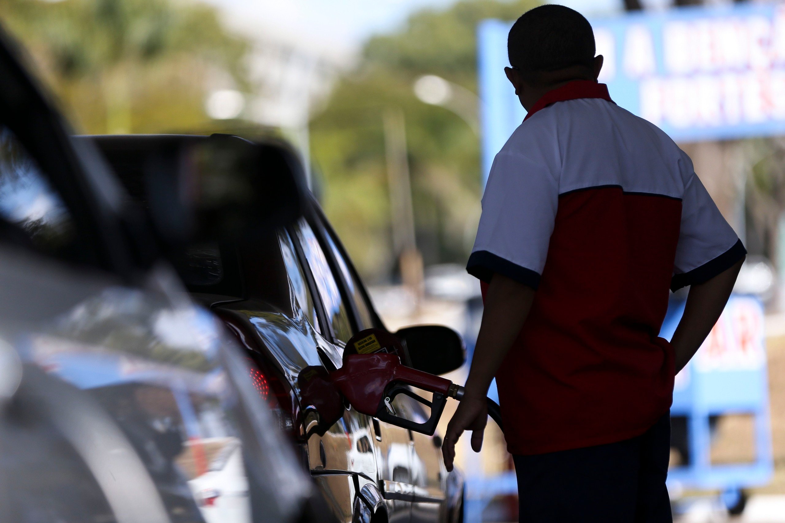 Petrobras aumenta o preço do diesel, mas ressalta que desde 2023 combustível acumula queda