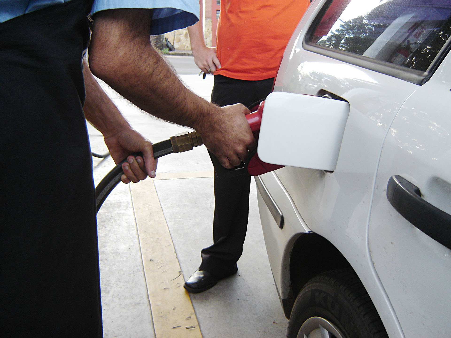 Governo prepara reajuste da gasolina Marcos Santos / USP Imagens