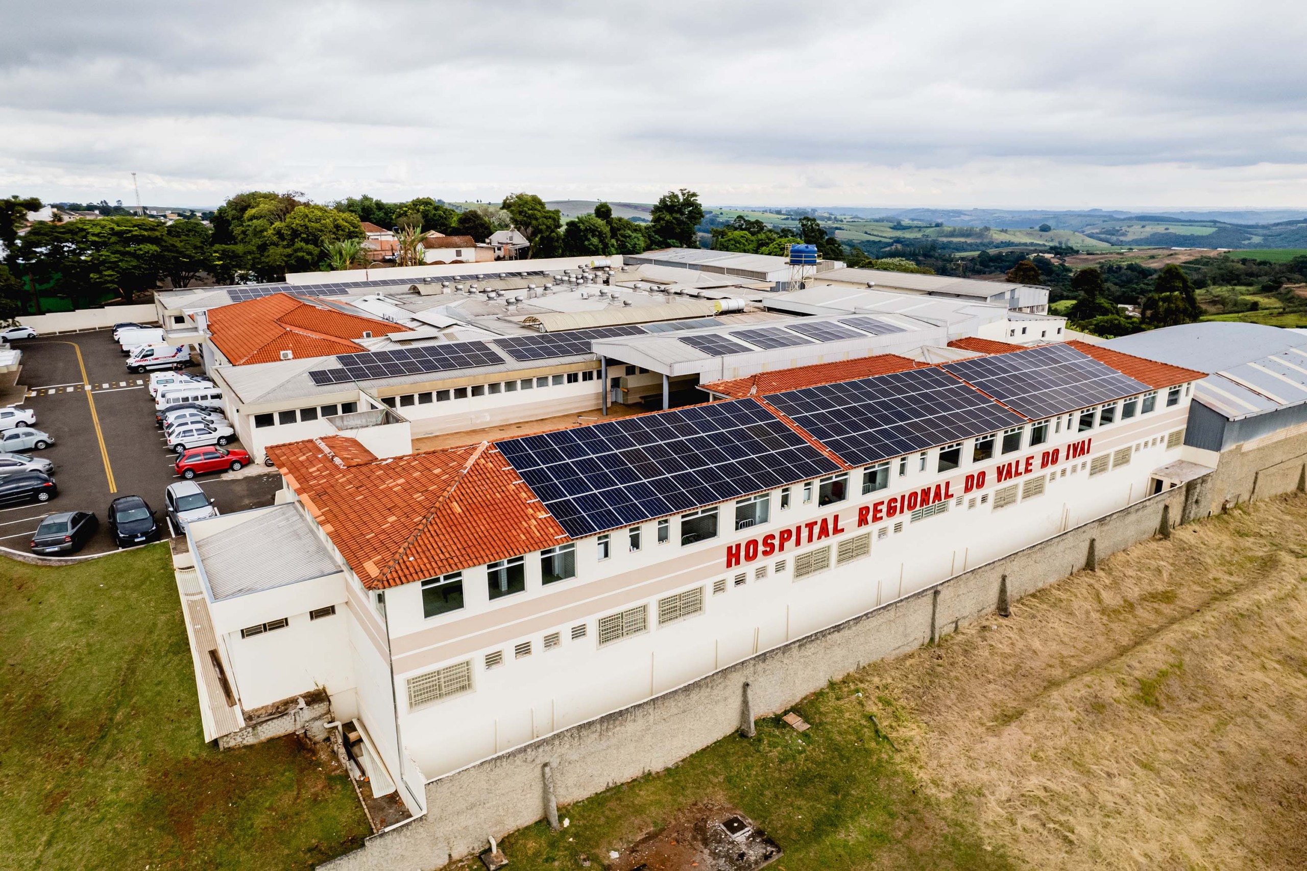 Copel destina R$ 35 milhões para painéis solares em unidades de saúde do Paraná