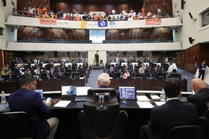 Privatização da Copel avança e recebe autorização da Assembleia Legislativa do Paraná