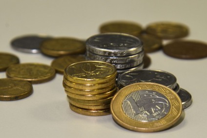 Em janeiro, distribuidoras vão recolher R$ 1,97 bilhão em cotas da CDE