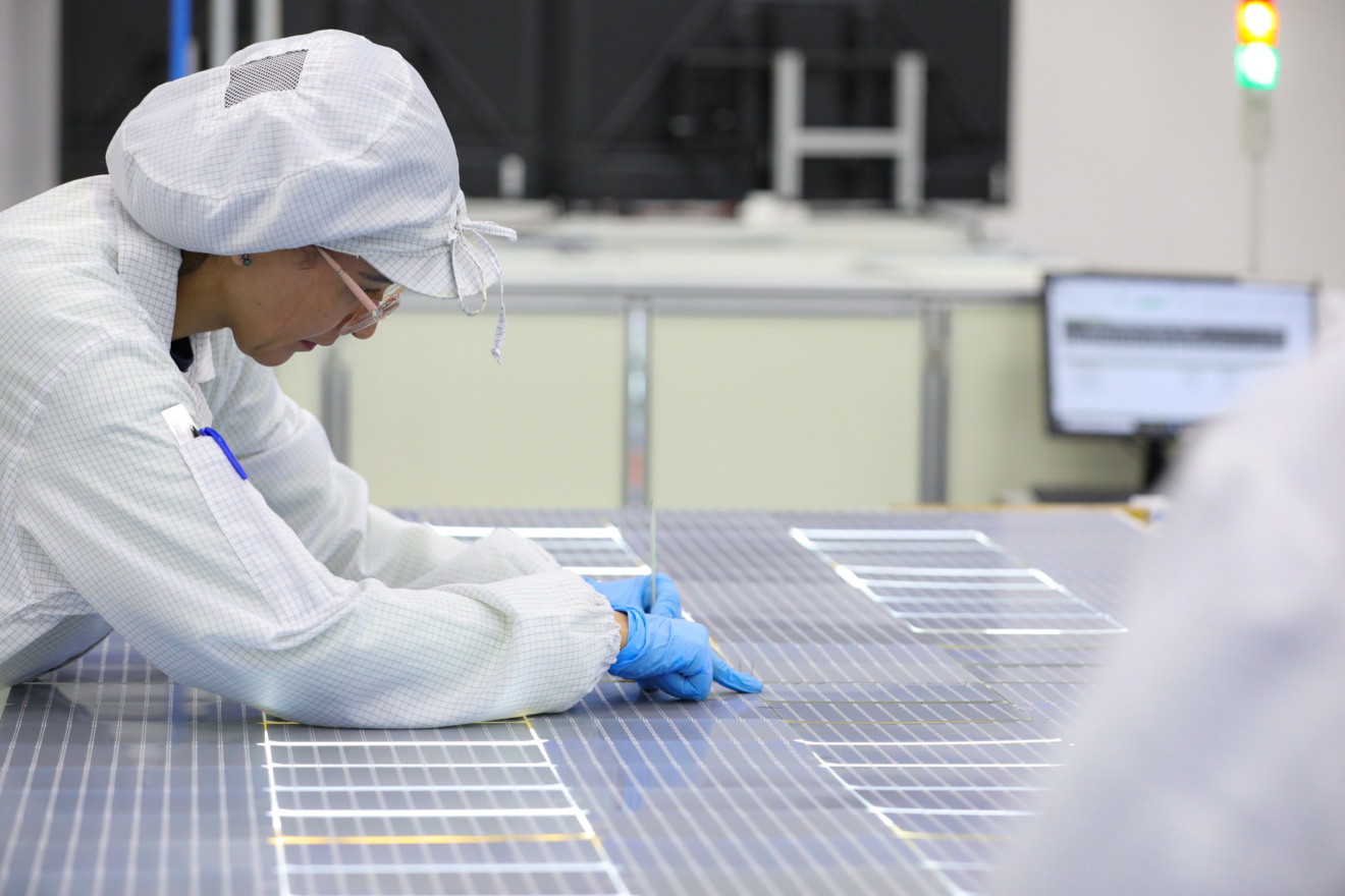 Mercado de renováveis emprega 13,7 milhões de pessoas globalmente, calcula Irena Mercado de renováveis emprega 13,7 milhões de pessoas globalmente, calcula Irena