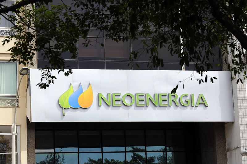 Neoenergia reporta alta de 7,9% em energia distribuída no 4° tri