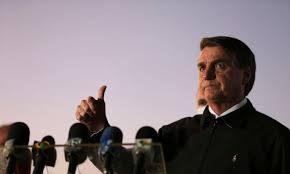 Bolsonaro sanciona PL da cobrança única de ICMS de combustível
