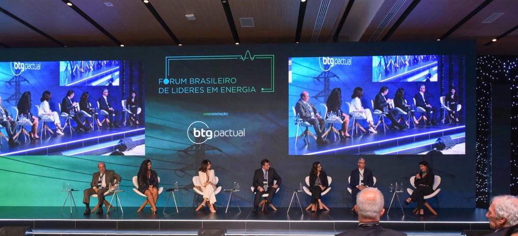 Setor vive ‘década de ouro’ e busca superar entraves para alcançar R$ 1 trilhão em investimentos até 2035