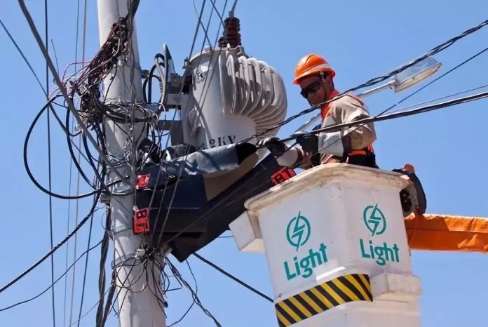 Taxa de juros elevada acentua crise da Light, diz Ibef