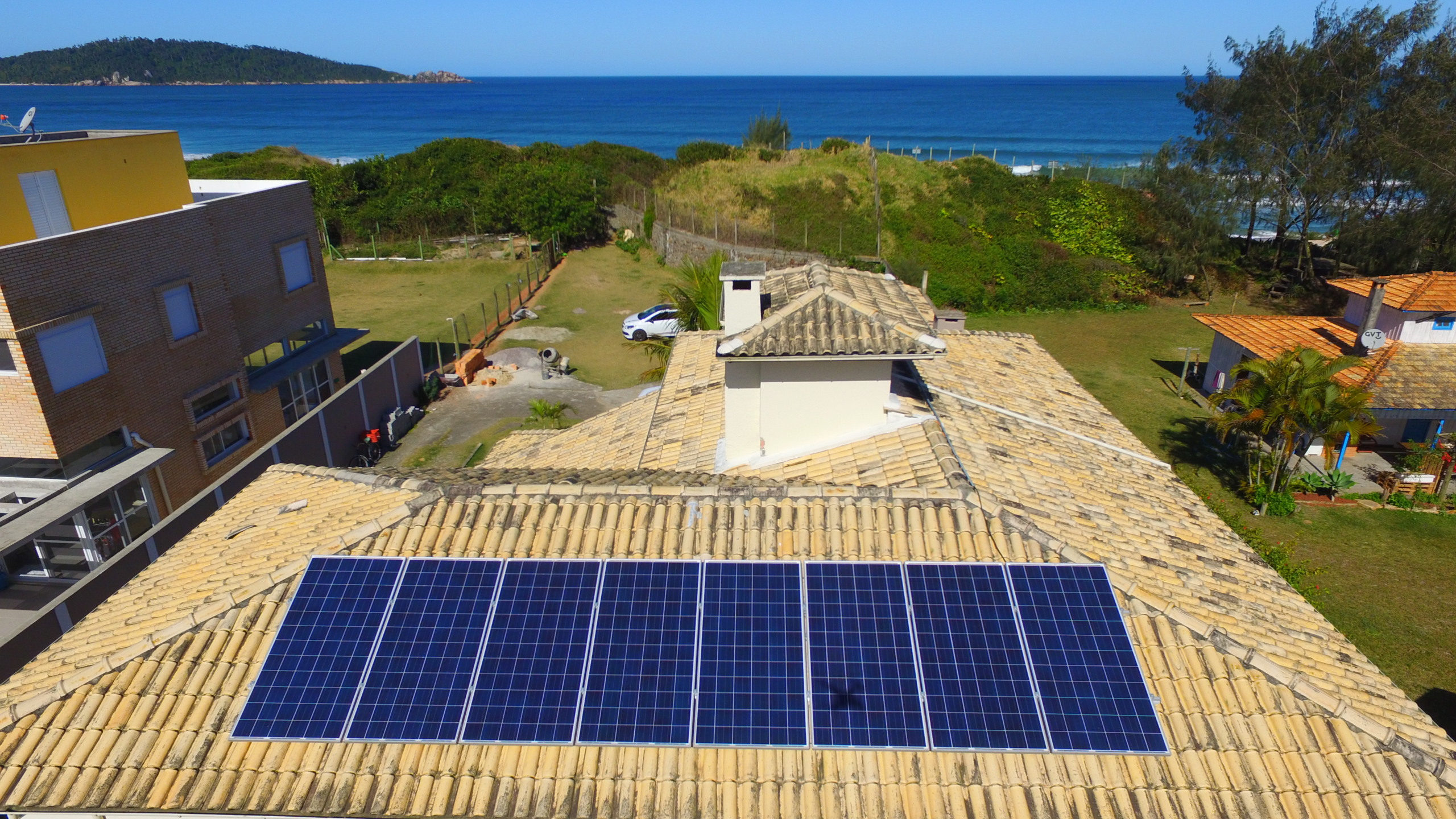 Sistema de microgeração solar fotovoltaica