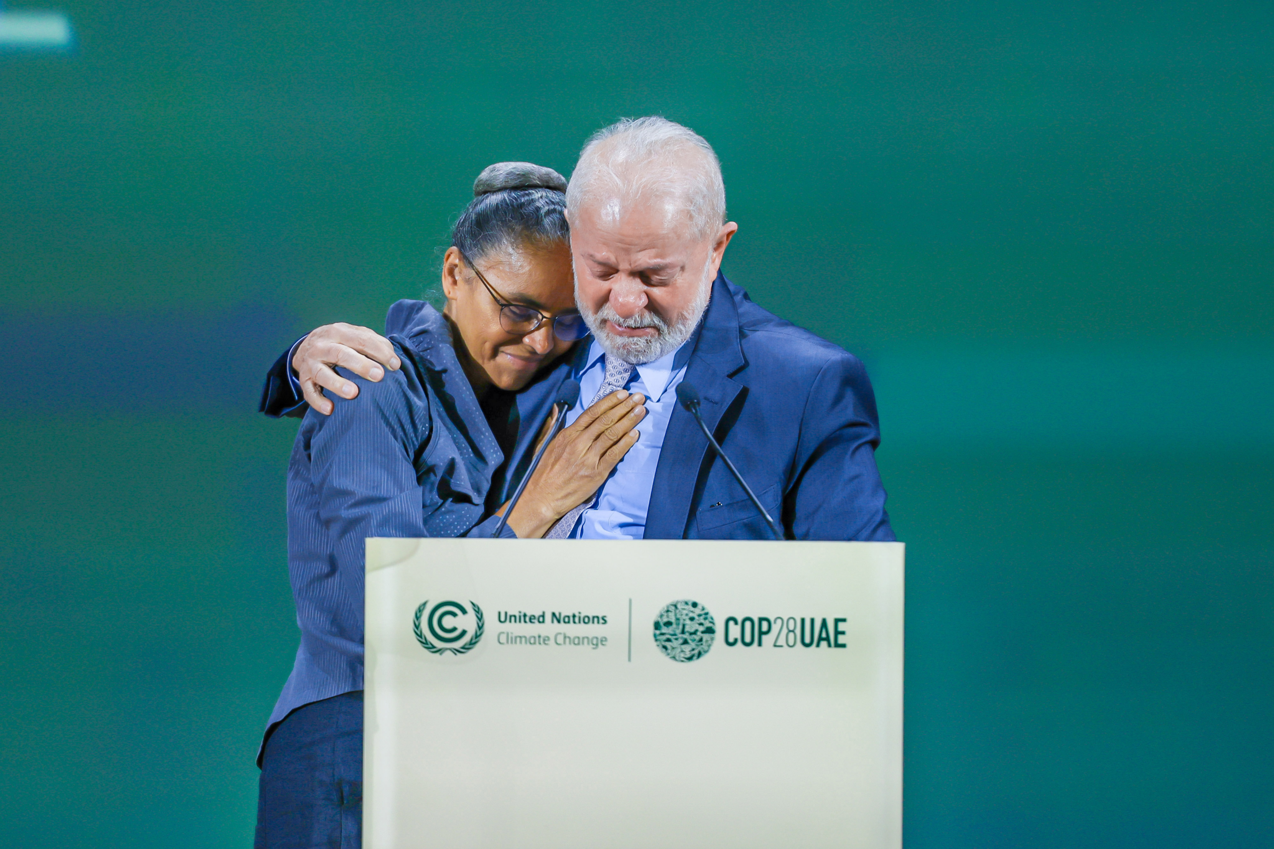 02.12.2023 – Ministra do Meio Ambiente, Marina Silva e o Presidente da República, Luiz Inácio Lula da Silva, durante a reunião do G77+China sobre Mudança do Clima, na Expo City Dubai – Sala Plenária Al Ghafat. Dubai – Emirados Árabes Unidos.   Foto: Ricardo Stuckert / PR