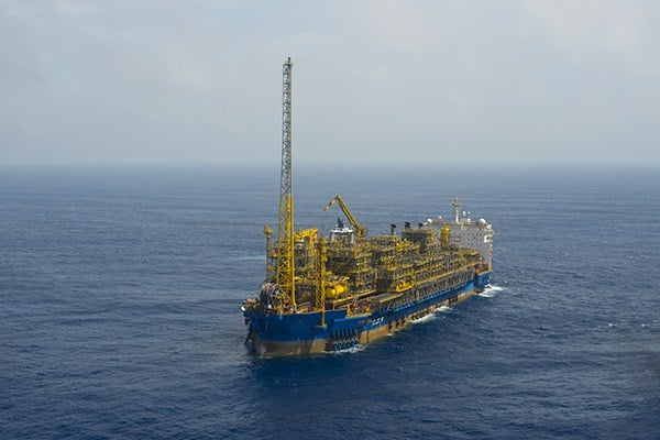 Navio-plataforma da Petrobras