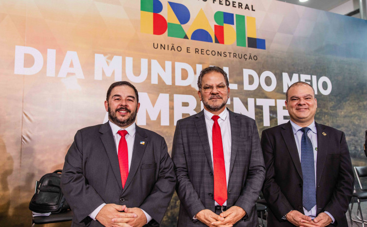 Tocantins assina acordo para comercializar créditos de carbono em mercado voluntário Tocantins assina acordo para comercializar créditos de carbono em mercado voluntário