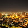 Porto Alegre à noite, com iluminação pública. | Foto: Flickr, Anderson Vaz