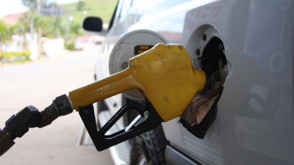 Petrobras anuncia primeiro aumento de preços de combustíveis desde outubro
