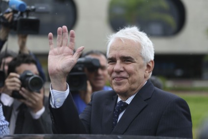 O economista Roberto Castello Branco, indicado para presidente da Petrobras, no Centro Cultural Banco do Brasil (CCBB), em Brasília, onde funciona o gabinete do governo de transição.
