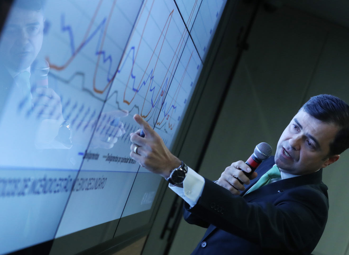 Diretor da Aneel vê “grande avanço” em tratamento diferenciado para distribuidoras e tarifas Diretor da Aneel vê “grande avanço” em tratamento diferenciado para distribuidoras e tarifas
