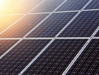 Constellation instala painéis solares para reduzir emissões de dióxido de carbono