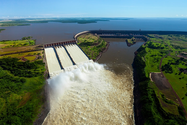 Vertedouro da Usina de Itaipu Binacional - Foto: Alexandre Marchetti/Divulgação