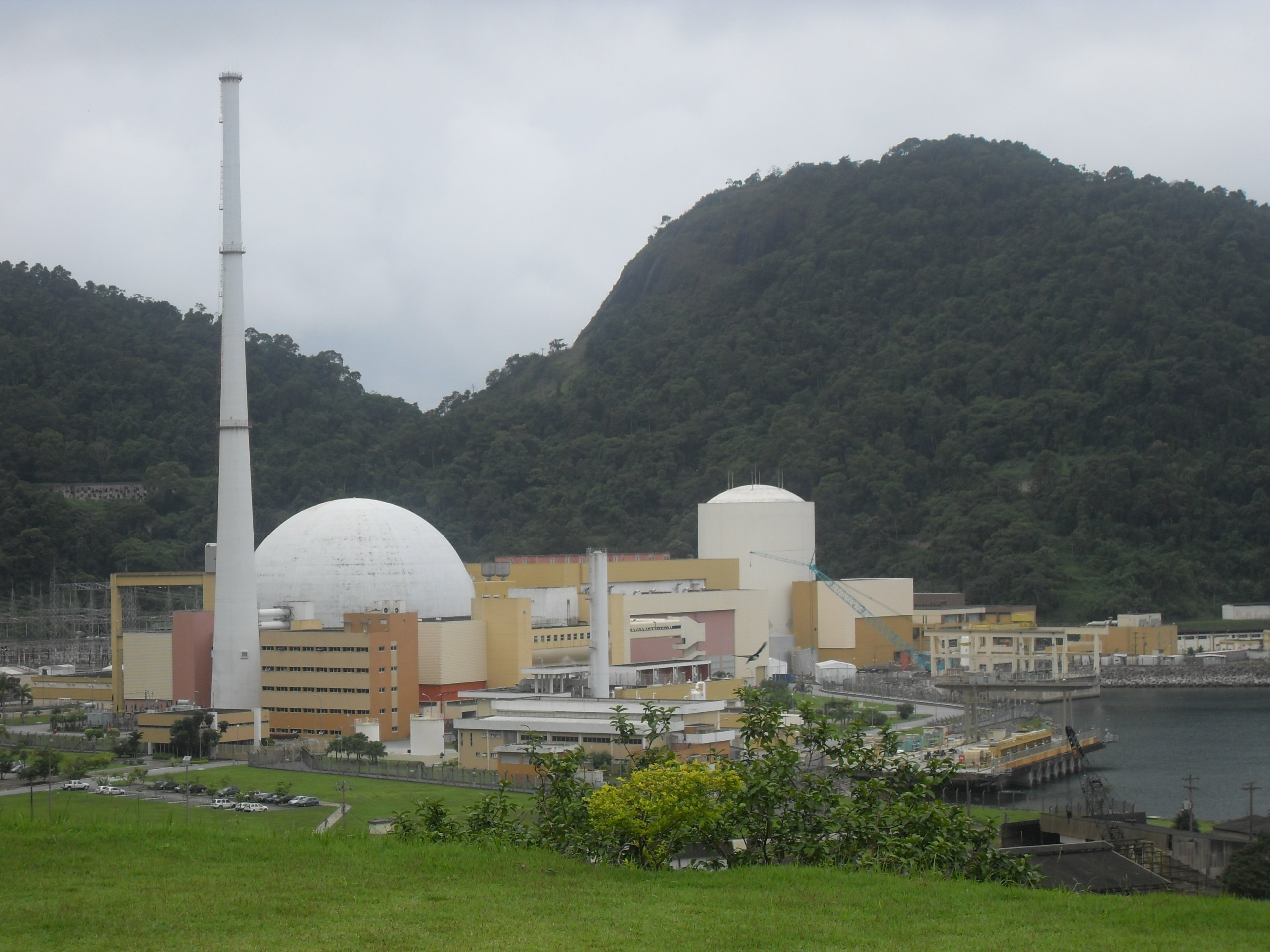 Usinas nucleares de Angra