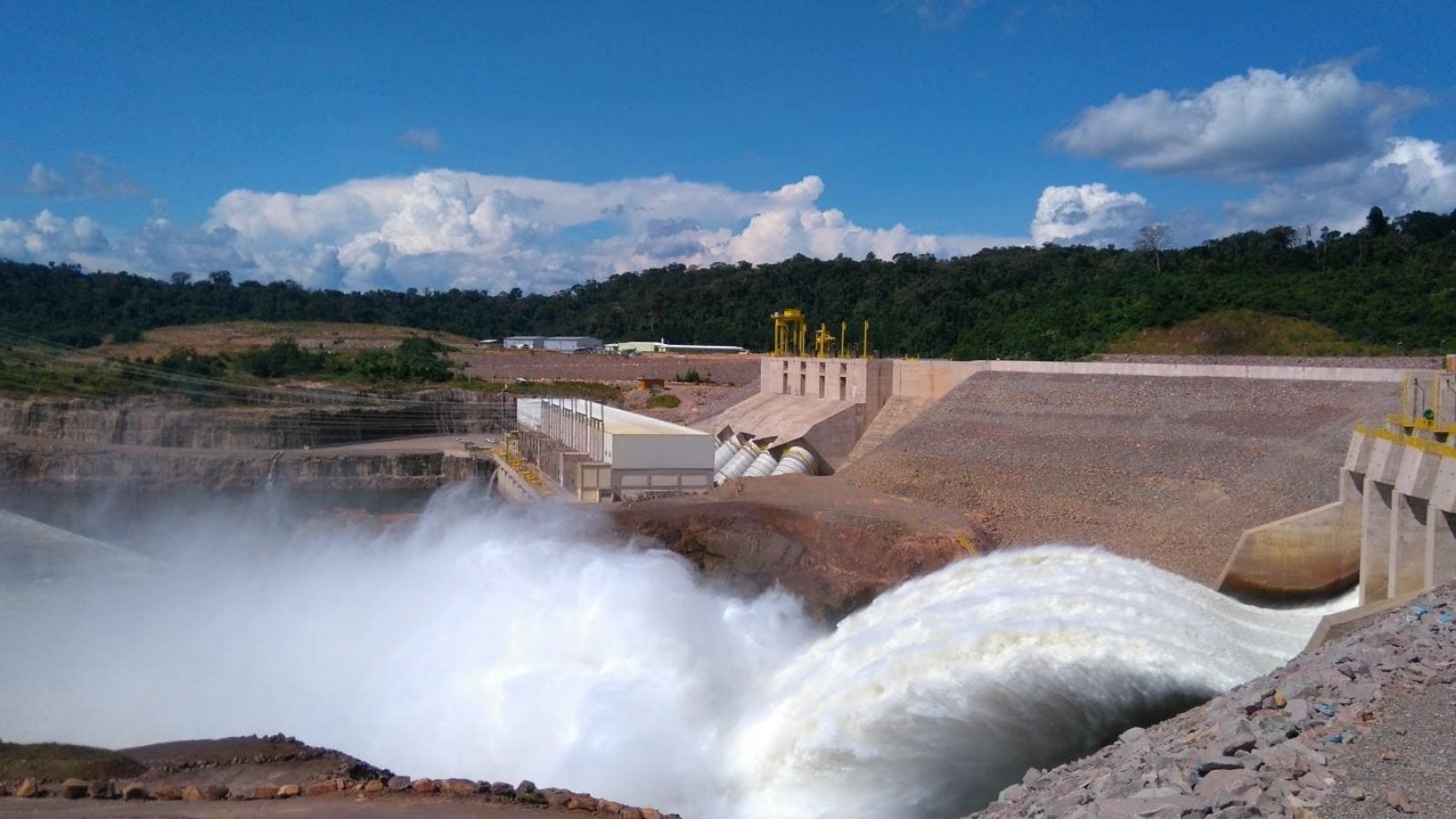 Eletrobras assume UHE Teles Pires em permuta com a Neoenergia