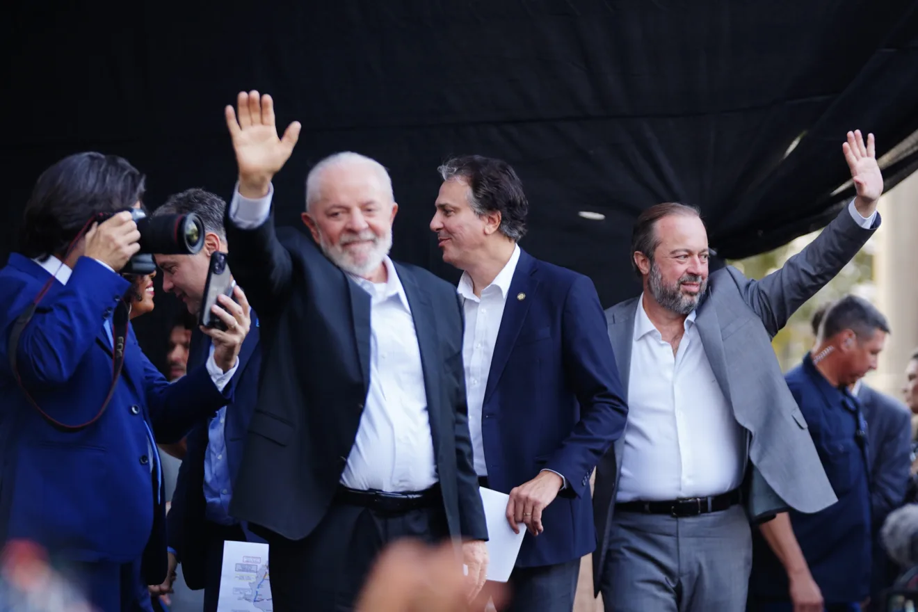 Presidente Luiz Inácio Lula da Silva e o Ministro de Minas e Energia, Alexandre Silveira