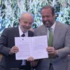 Lula e Silveira no lançamento da Política Nacional da Transição Energética (PNTE)