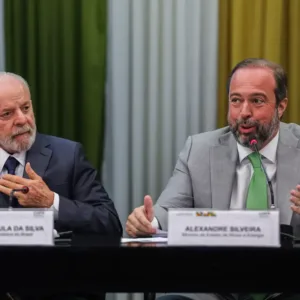 Presidente Lula teria aprovado texto da reforma do setor elétrico, disse o ministro Alexandre Silveira