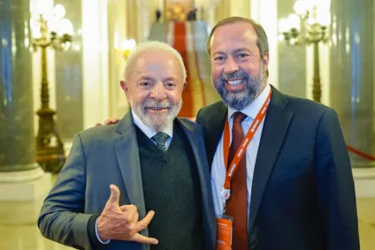 Presidente Lula e Ministro Alexandre Silveira - Rússia (09/05/2025) - Foto Ricardo Stuckert