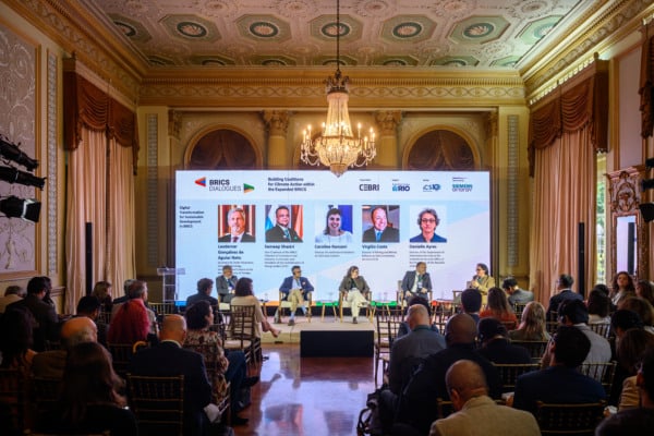 Painel “Transformação digital para o desenvolvimento sustentável nos Brics” discutiu o avanço da indústria de data center