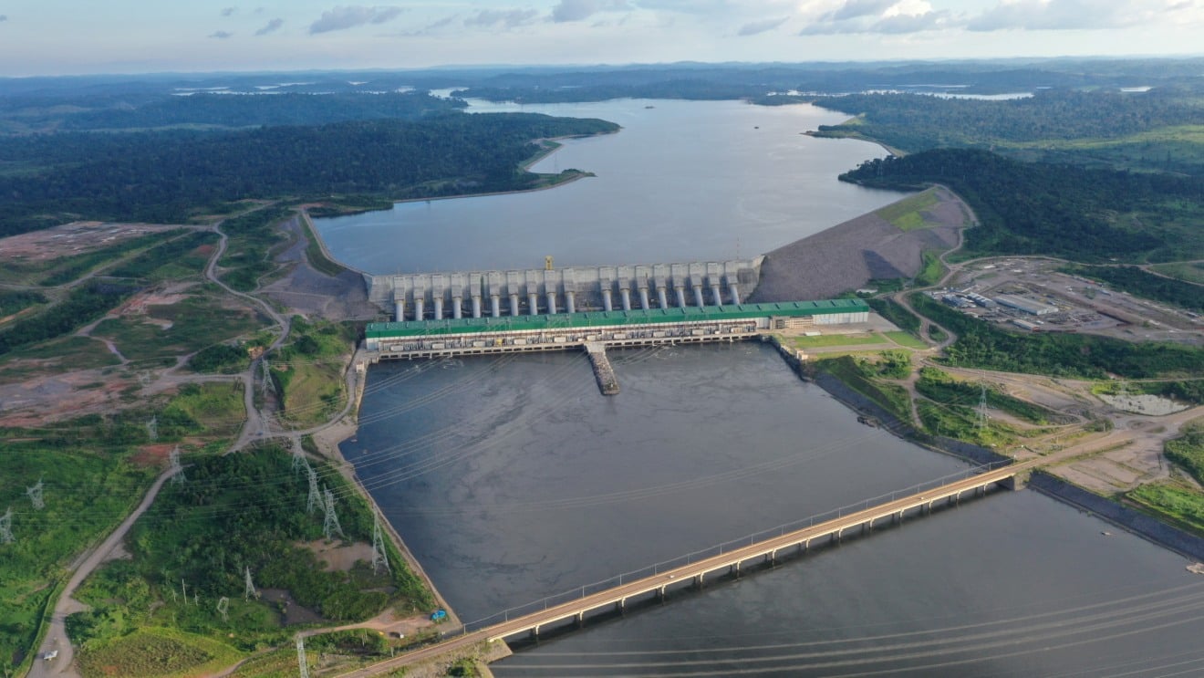 Imagens aéreas feitas por drone da casa de força principal da UHE Belo Monte, contemplando o reservatório intermediário, casa de força e canal de fuga. Imagens aéreas feitas por drone da casa de força principal da UHE Belo Monte, contemplando o reservatório intermediário, casa de força e canal de fuga.