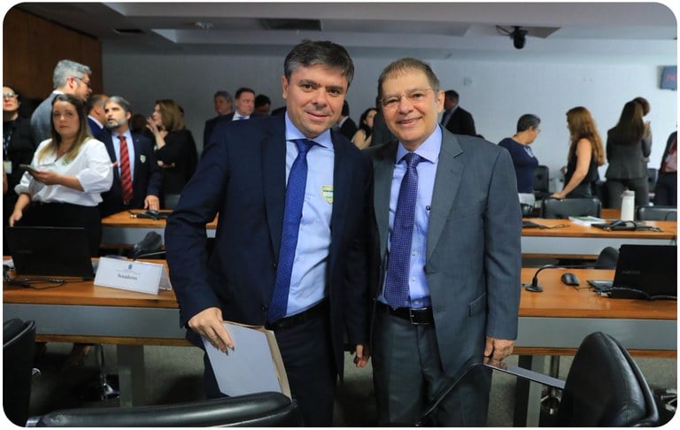 Gentil Nogueira w Willamy Frota são os novos diretores da Aneel. Gentil Nogueira w Willamy Frota são os novos diretores da Aneel.