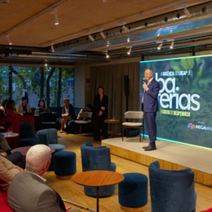 Estudo sobre baterias da Aurora Energy. Apresentação Absae (Divulgação)